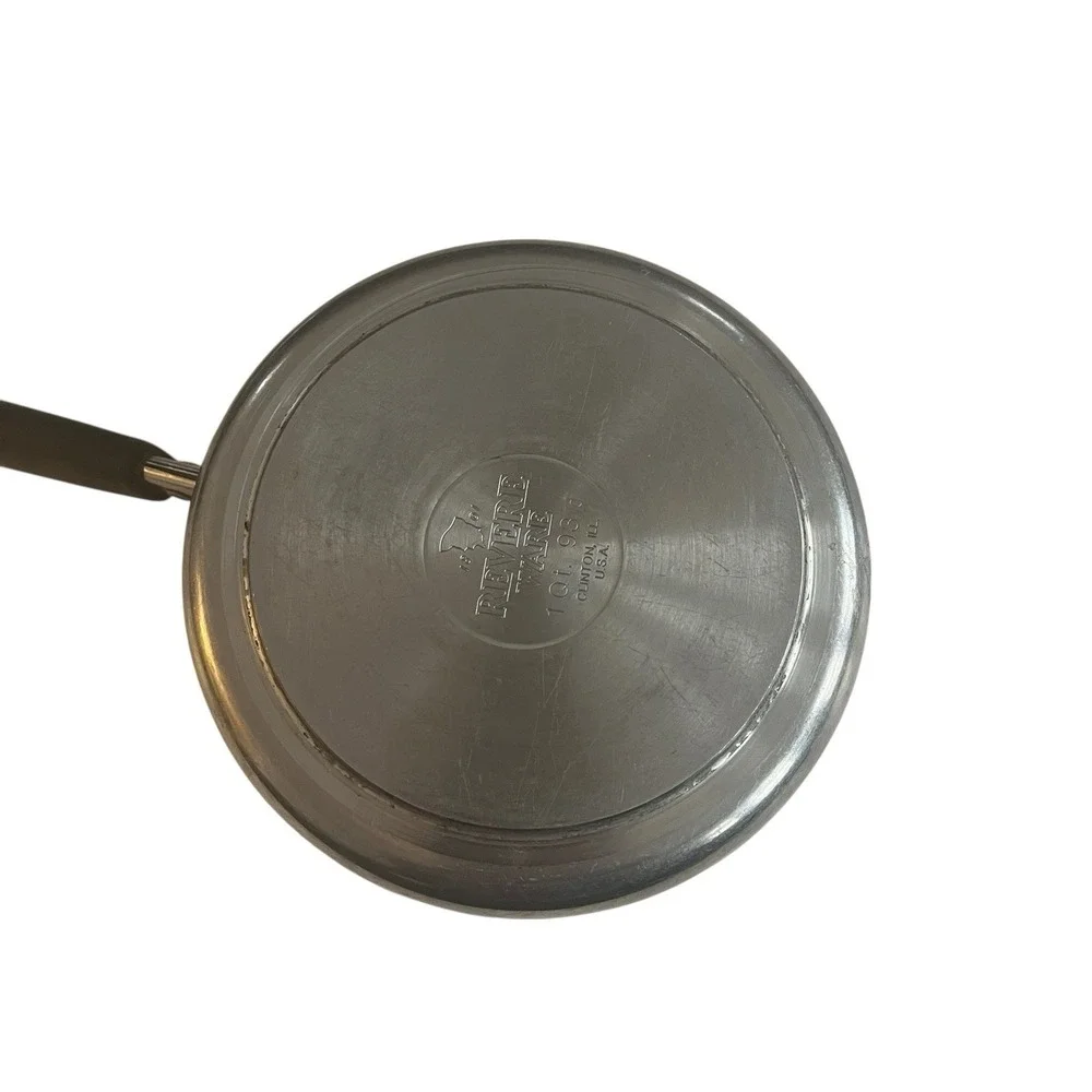 Revere Ware 1 Quart Sauce Pan Pot with lid Clinton Illinois 93d‎ USA